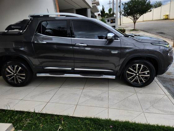 FIAT TORO 2.0 16V TURBO DIESEL RANCH 4WD AT9